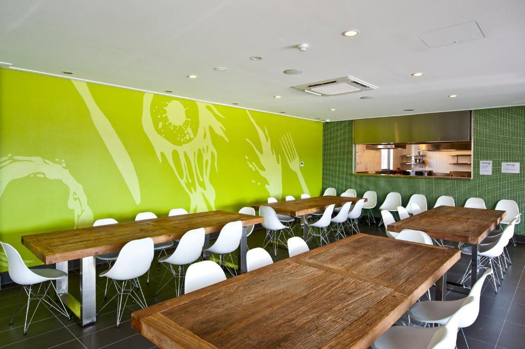 A Pousada Bounce Sydney Surry Hills Exterior foto The interior of a Soba